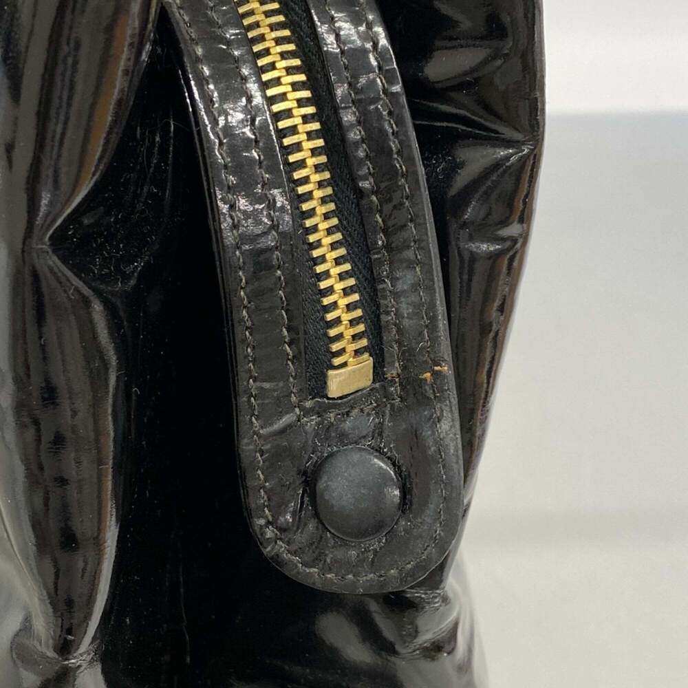 CHANEL Black Leather Shoulder Bag - Picture 11 of 12